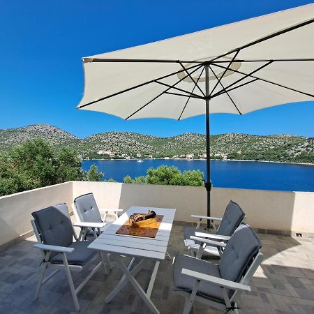 Apartman Portorus Lastovo Exteriör bild