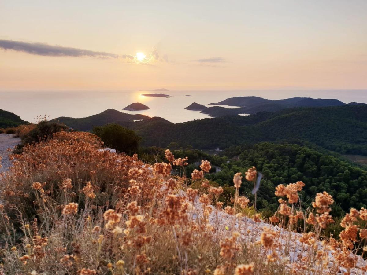 Apartman Portorus Lastovo Exteriör bild