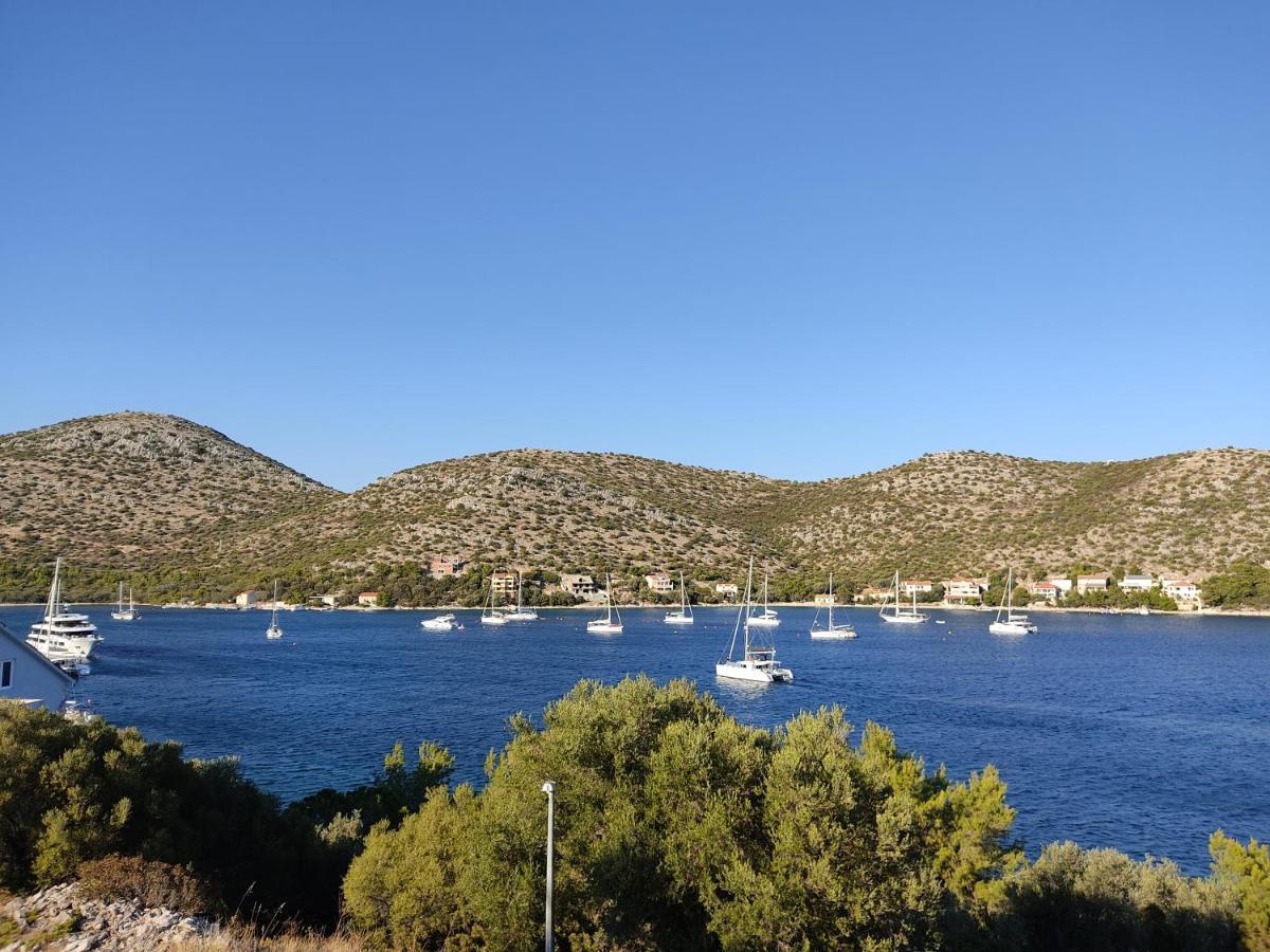Apartman Portorus Lastovo Exteriör bild