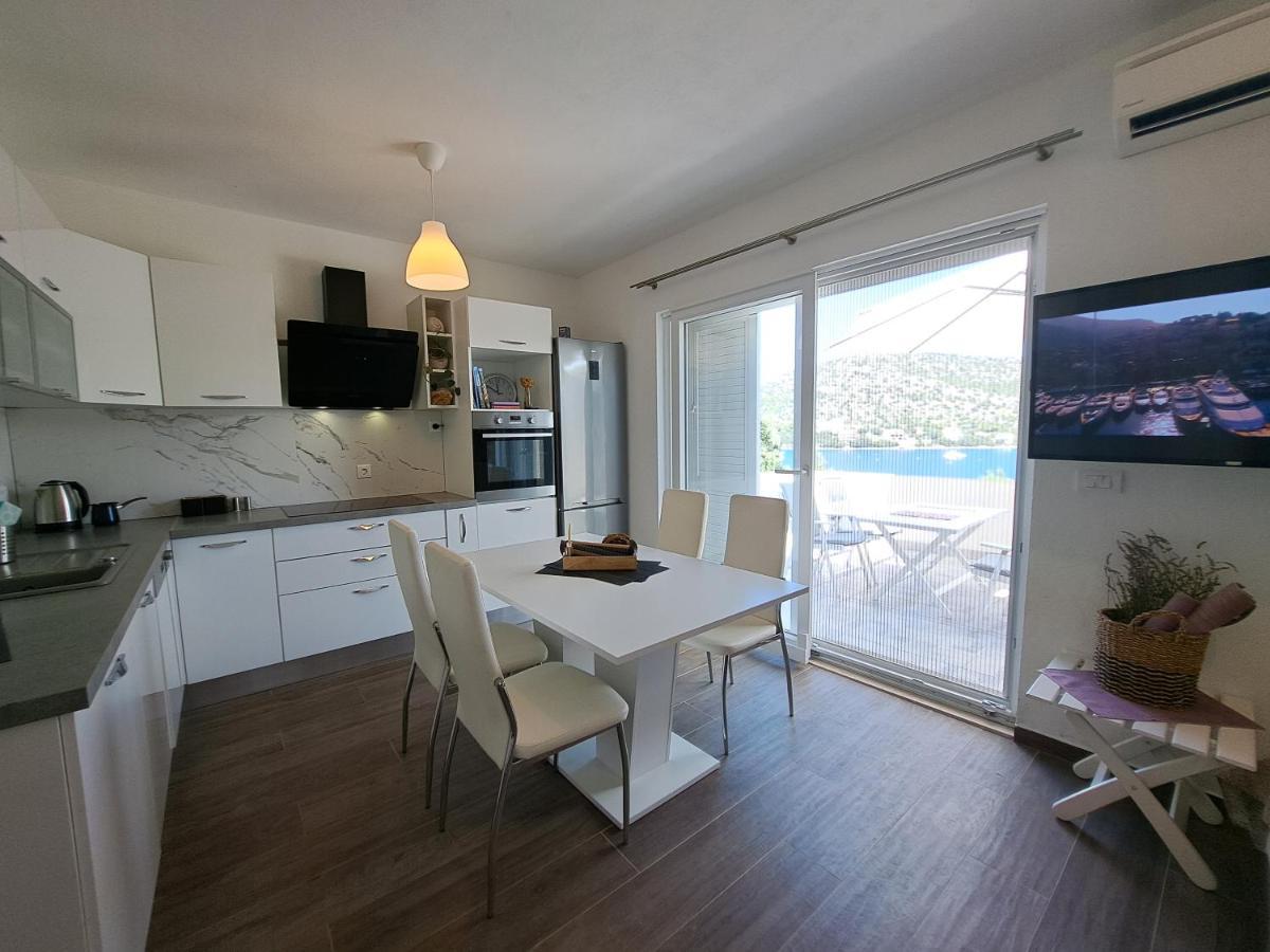 Apartman Portorus Lastovo Exteriör bild